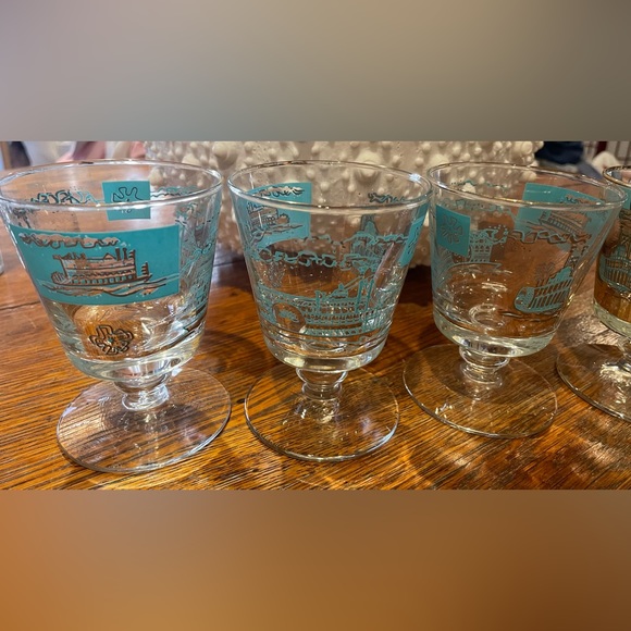 LIBBEY Vintage Steamboat Glass Cordial/Wine/Cocktail Glasses (set of 4) - Picture 6 of 6